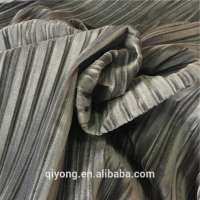 High Quality 100%Polyester Beautiful Warp Knitted Goffer Crumple Crinkle Pleated Velvet Fabric for Dress and Skirt